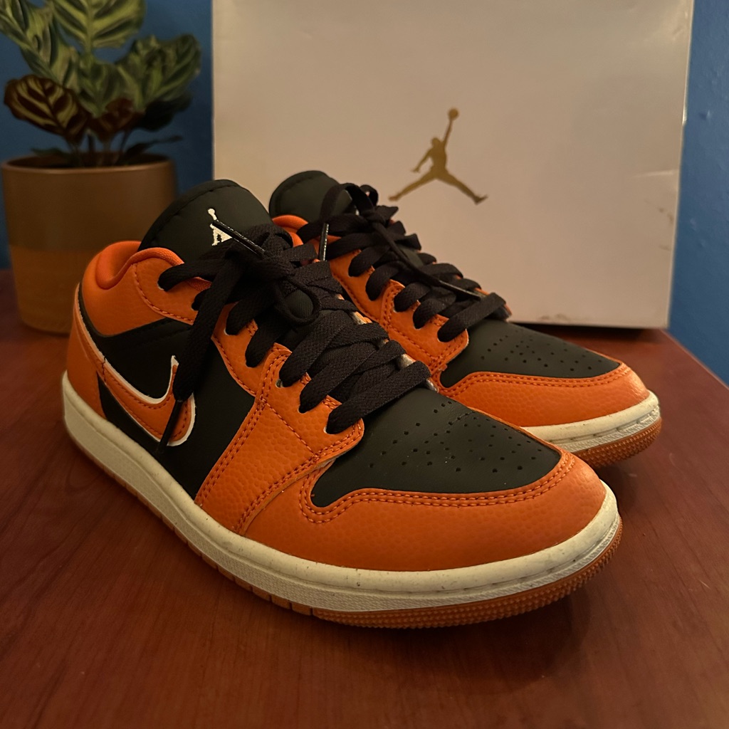 Air Jordan 1 Low